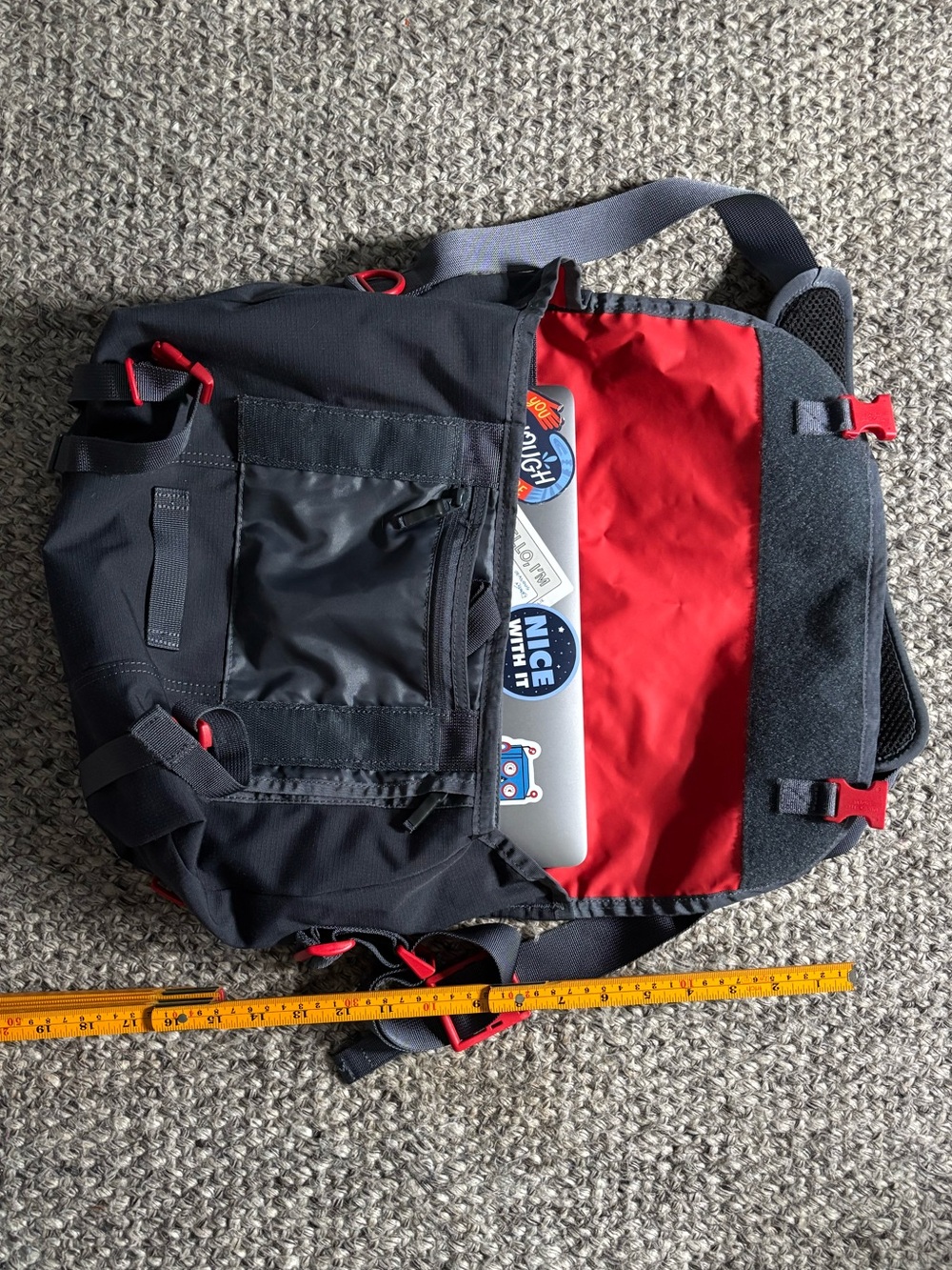 Timbuk2 Classic Messenger Bag Medium Black/Red - Picture 14 of 16